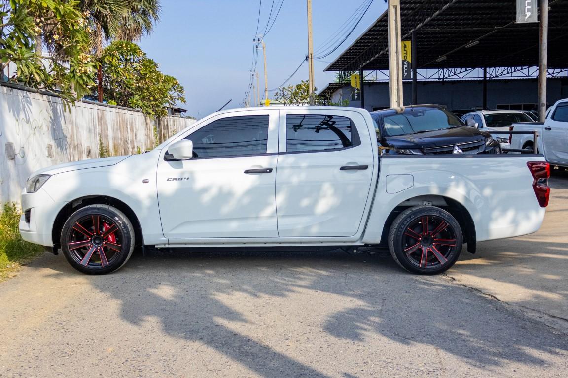 Isuzu Dmax Cab4 1.9 S A/T 2021 *LK0564*